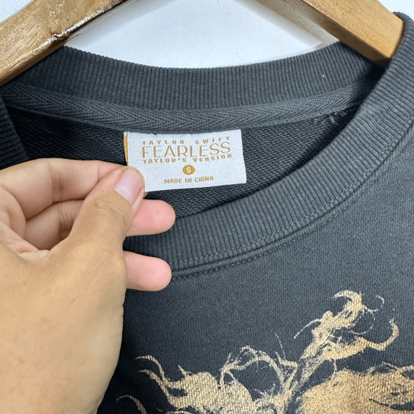 TAYLOR SWIFT Photo Boxy With You I’d Dance" ( taylor’s version) sweatshirt S - Picture 4 of 6